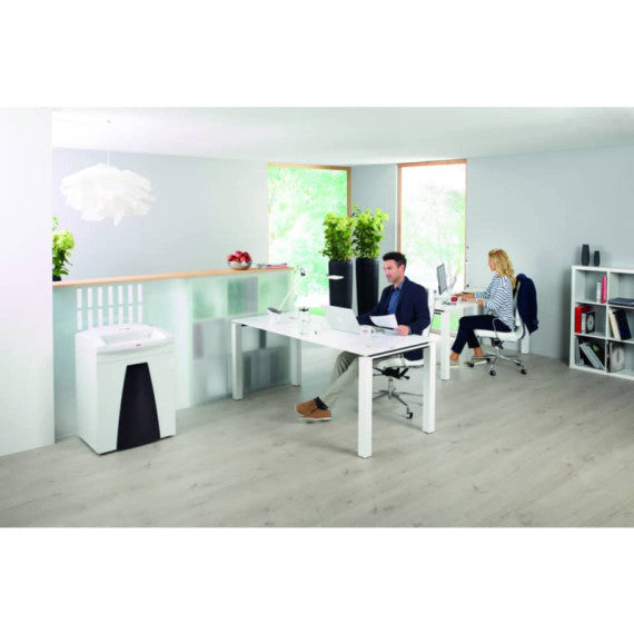 Distruggidocumenti uso frequente HSM SECURIO B34 P-2 - 100 L taglio a strisce 5,8 mm - bianco - 1841111