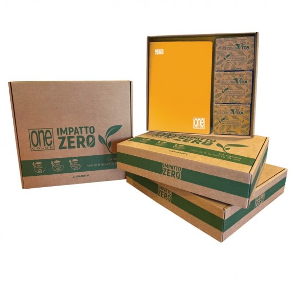 Maxiquaderno One Color Impatto Zero - A4 - punto metallico - 5 mm c/margine - 20 +1 fg - 80 gr - Blasetti - expo 12 pezz