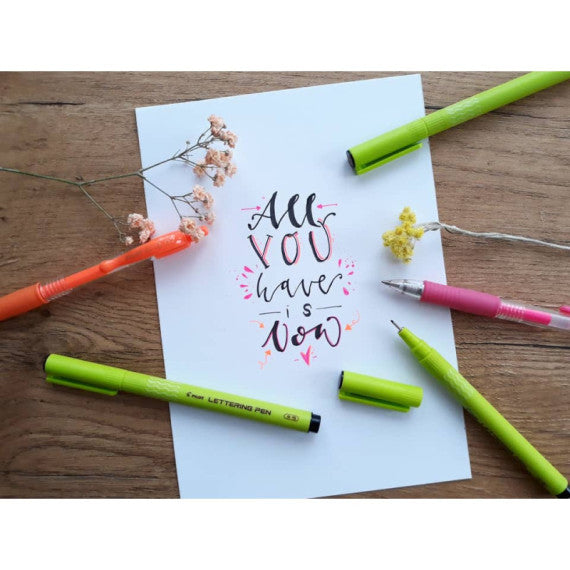 Penna punta in fibra Pilot Lettering colore nero 1 mm - 008465