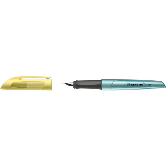 Penna stilografica Stabilo Flow Cosmetic - 0,5 mm - inchiostro blu - fusto giallo/azzurro metallizzato - 5072/5-41