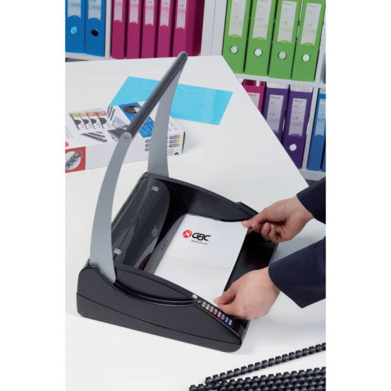 Rilegatrice a dorsi plastici GBC CombBinb® C200 nero 4401845