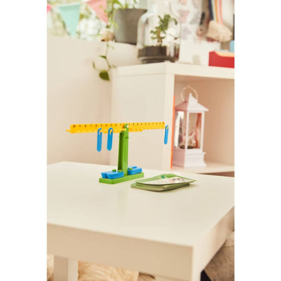 Set 10 bilance dei numeri Commotion formato Mini + 20 piccoli pesi uguali 53989