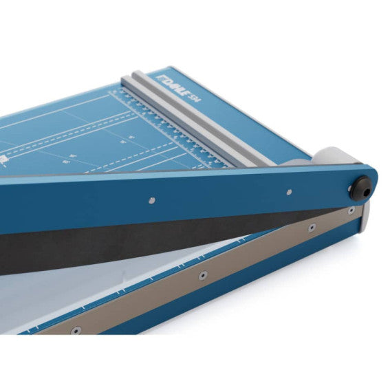 Taglierina a leva Dahle con pressino manuale luce 460-1,5 mm blu - R000534